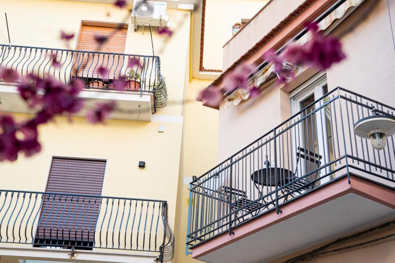 Apartamento Domus Enea Taormina Exterior foto
